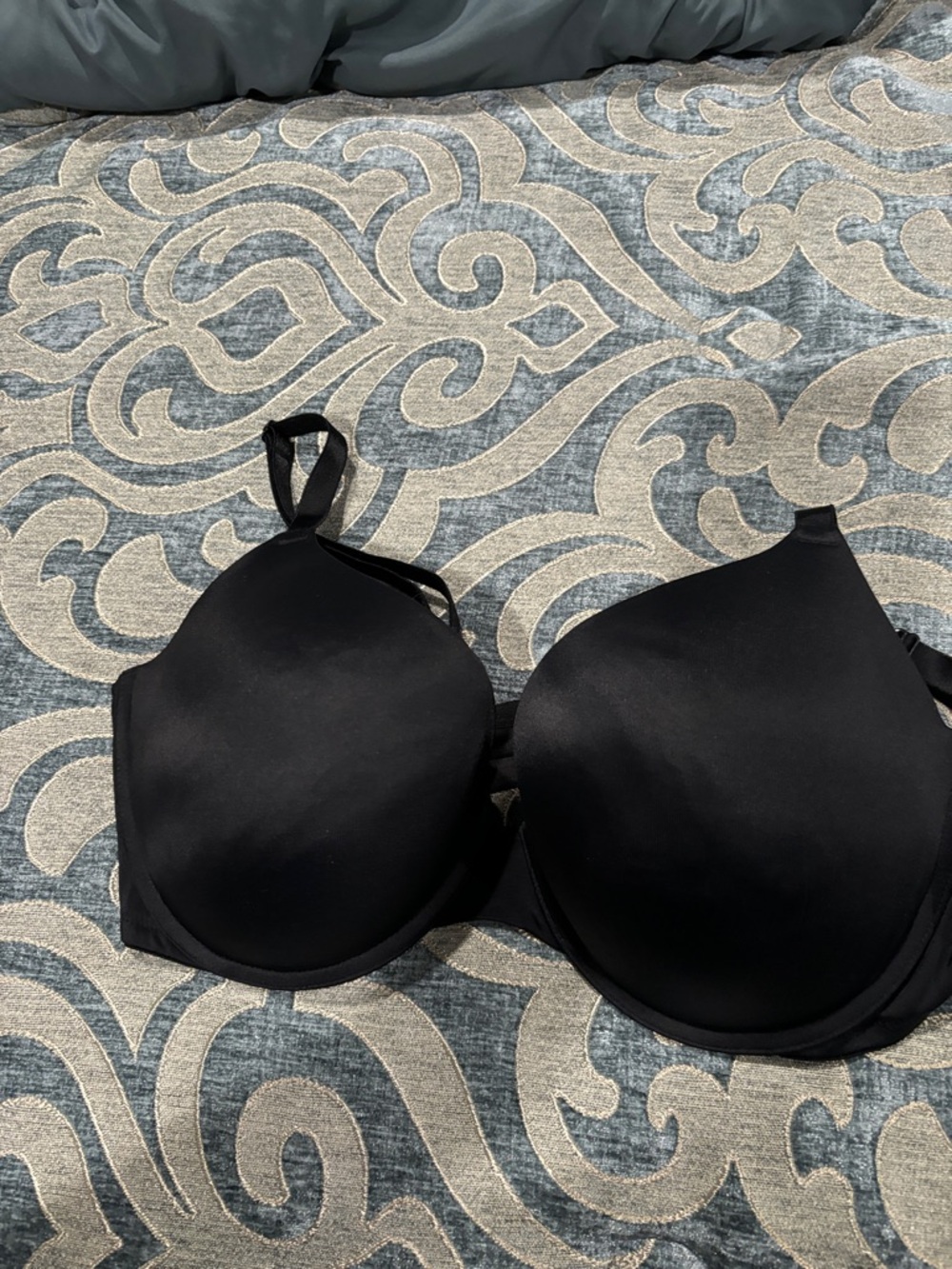 PINK Victoria's Secret Smooth Black T-Shirt Bra